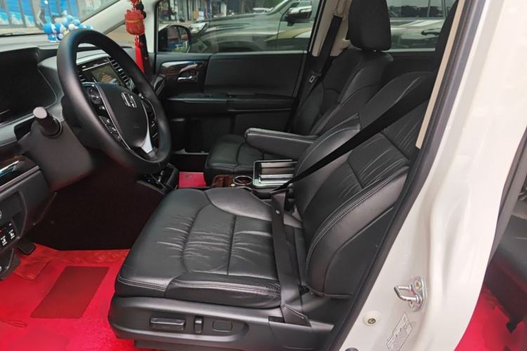 Used Honda Odyssey 2018 2.4L Luxury Edition Left Front Seat