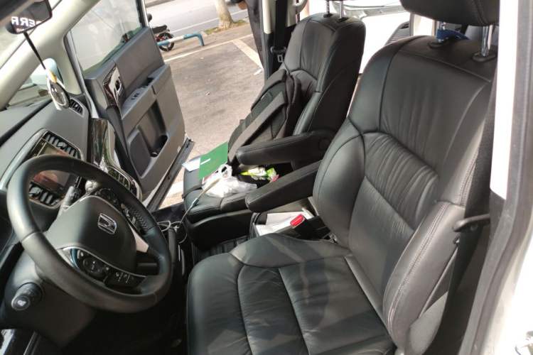 Used Honda Odyssey 2018 2.4L Smart Edition Left Front Seat