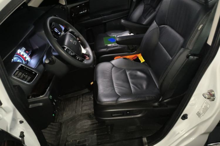 Used Honda Odyssey 2018 2.4L Luxury Edition Left Front Seat