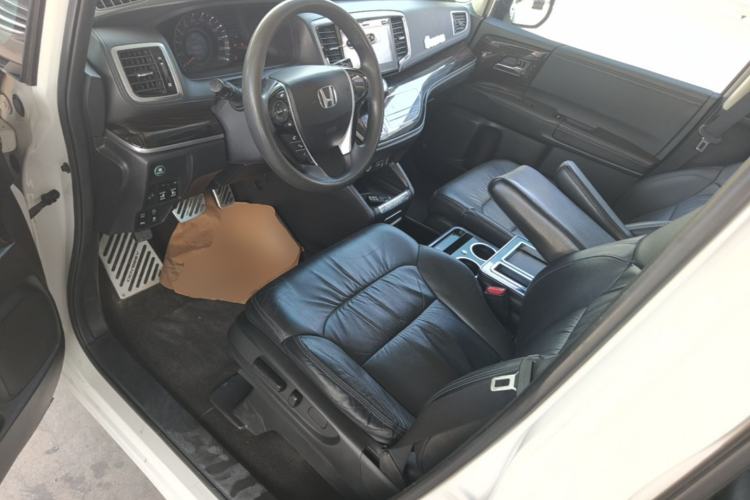 Used Honda Odyssey 2018 2.4L Luxury Edition Left Front Seat