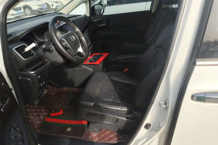 Used Honda Odyssey 2018 2.4L Luxury Edition Left Front Seat