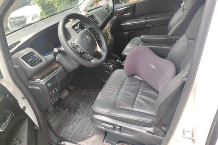 Used Honda Odyssey 2018 2.4L Luxury Edition Left Front Seat