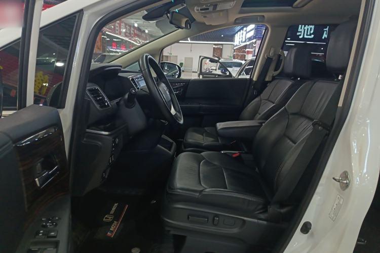 Used Honda Odyssey 2018 2.4L Supreme Edition Left Front Seat