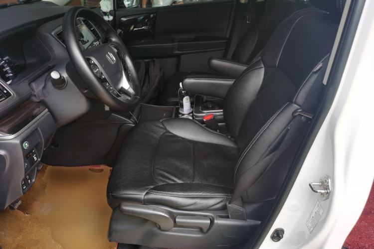 Used Honda Odyssey 2018 2.4L Comfort Version Left Front Seat