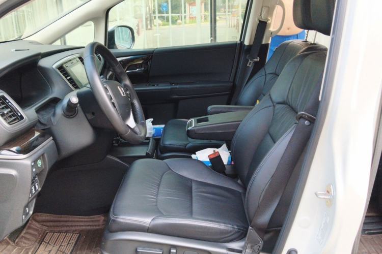 Used Honda Odyssey 2018 2.4L Supreme Edition Left Front Seat