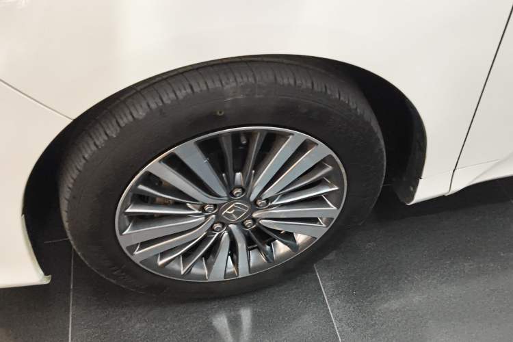 Used Honda Odyssey 2018 2.4L Smart Edition Left Front Wheel Hub