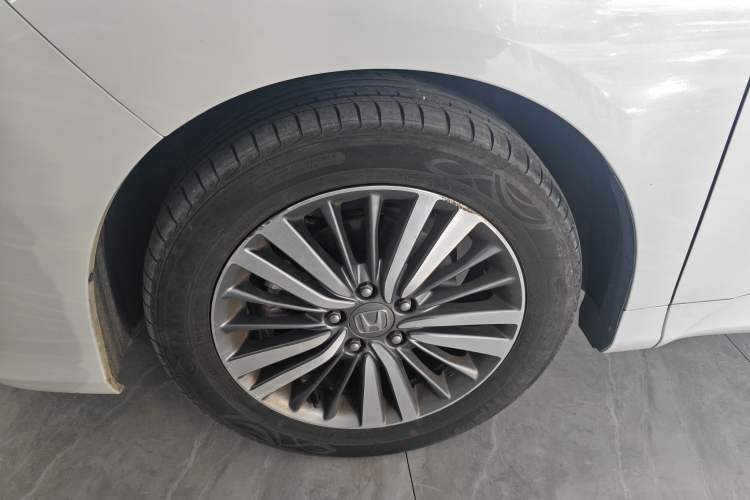 Used Honda Odyssey 2018 2.4L Smart Edition Left Front Wheel Hub