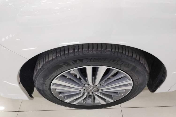 Used Honda Odyssey 2018 2.4L Luxury Edition Left Front Wheel Hub