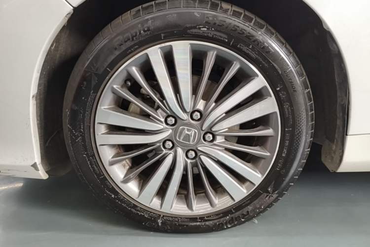 Used Honda Odyssey 2018 2.4L Smart Edition Left Front Wheel Hub