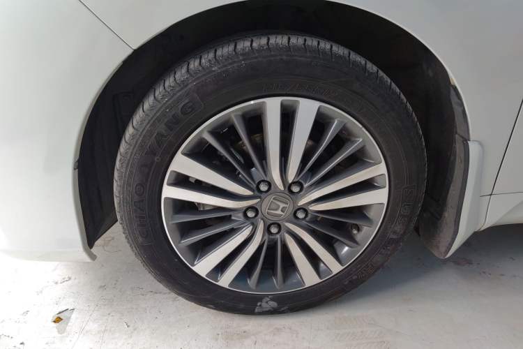 Used Honda Odyssey 2018 2.4L Smart Edition Left Front Wheel Hub