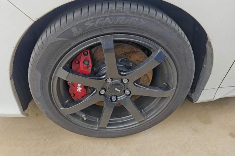 Used Honda Odyssey 2018 2.4L Smart Edition Left Front Wheel Hub