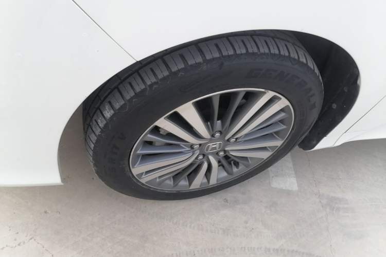 Used Honda Odyssey 2018 2.4L Smart Edition Left Front Wheel Hub