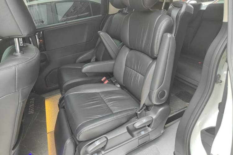 Used Honda Odyssey 2018 2.4L Prestige Edition Left Rear Seat