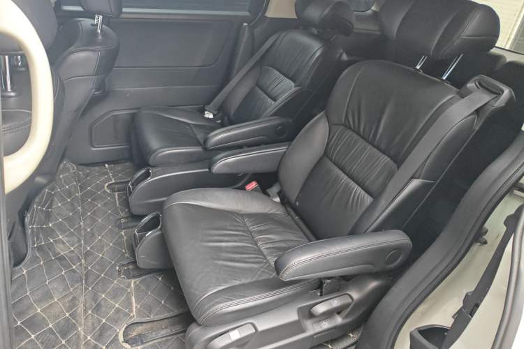 Used Honda Odyssey 2018 2.4L Luxury Edition Left Rear Seat