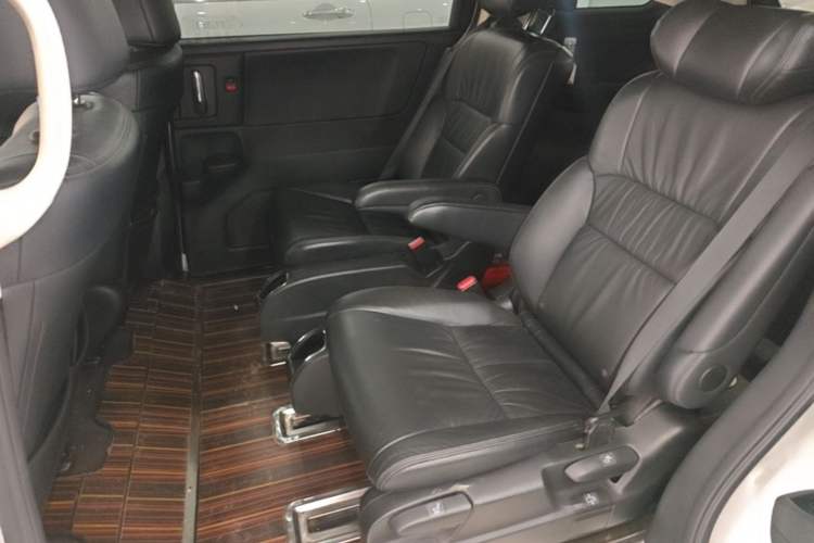 Used Honda Odyssey 2018 2.4L Luxury Edition Left Rear Seat