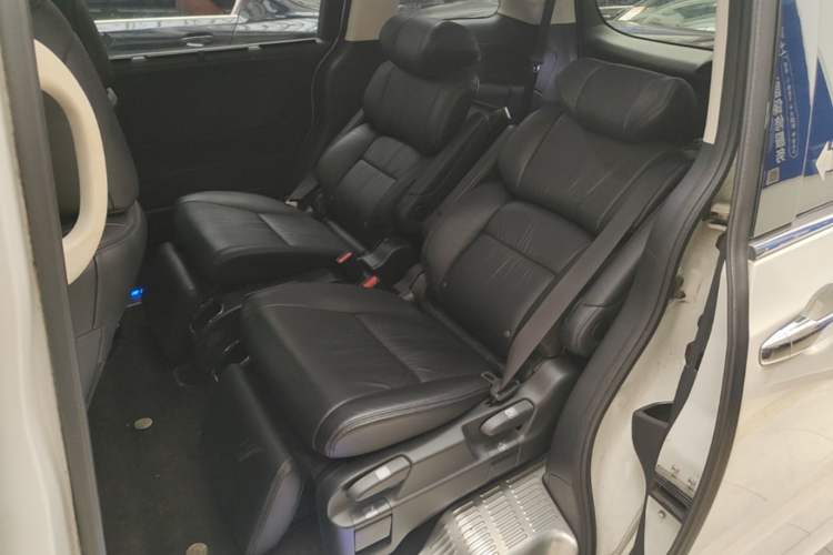 Used Honda Odyssey 2018 2.4L Prestige Edition Left Rear Seat