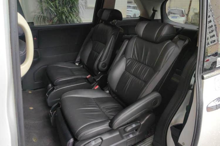 Used Honda Odyssey 2018 2.4L Luxury Edition Left Rear Seat