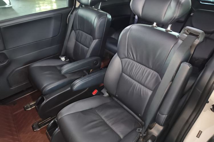 Used Honda Odyssey 2018 2.4L Luxury Edition Left Rear Seat