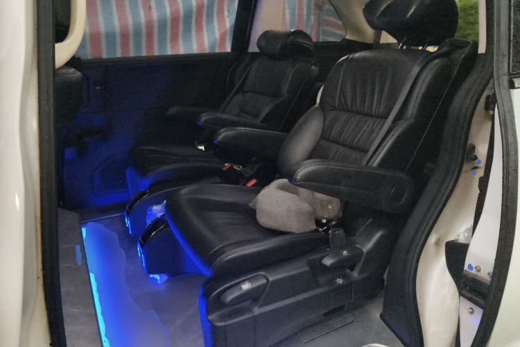 Used Honda Odyssey 2018 2.4L Luxury Edition Left Rear Seat