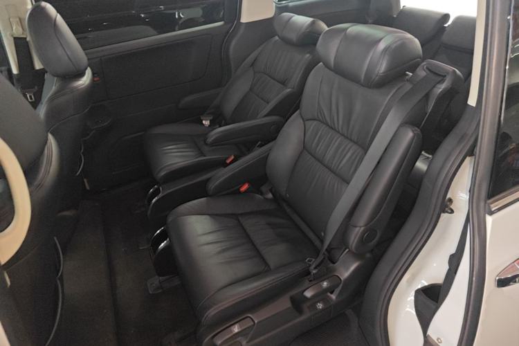 Used Honda Odyssey 2018 2.4L Luxury Edition Left Rear Seat