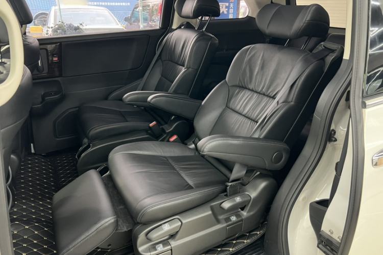 Used Honda Odyssey 2018 2.4L Smart Edition Left Rear Seat