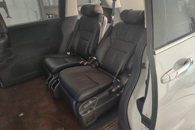 Used Honda Odyssey 2018 2.4L Smart Edition Left Rear Seat