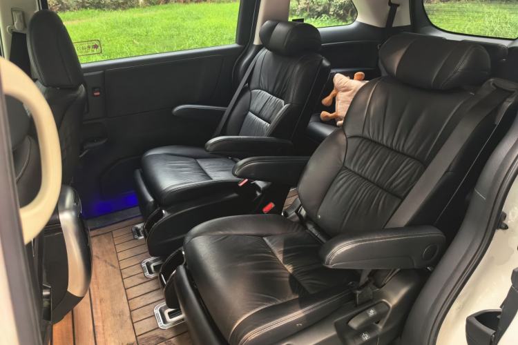 Used Honda Odyssey 2018 2.4L Luxury Edition Left Rear Seat