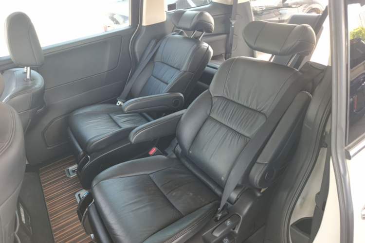Used Honda Odyssey 2018 2.4L Luxury Edition Left Rear Seat