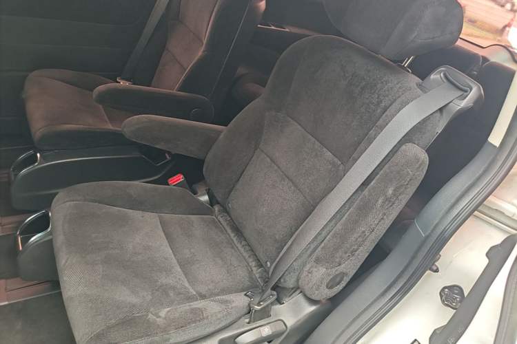 Used Honda Odyssey 2018 2.4L Comfort Version Left Rear Seat