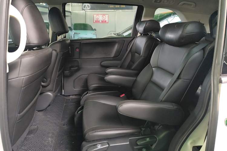 Used Honda Odyssey 2018 2.4L Comfort Version Left Rear Seat