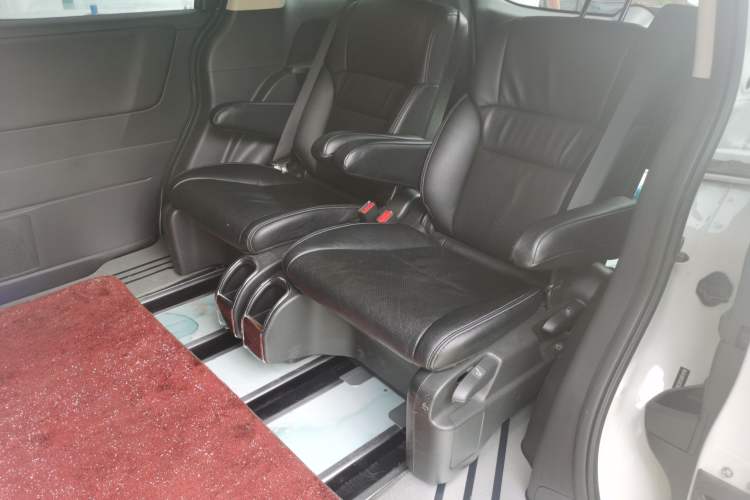 Used Honda Odyssey 2018 2.4L Comfort Version Left Rear Seat