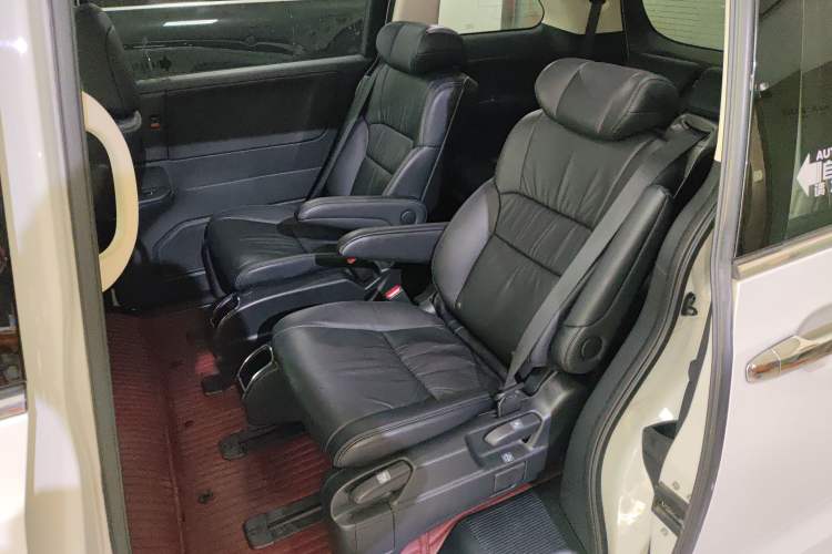 Used Honda Odyssey 2018 2.4L Luxury Edition Left Rear Seat
