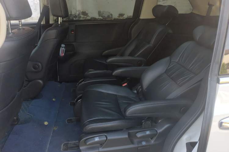 Used Honda Odyssey 2018 2.4L Luxury Edition Left Rear Seat