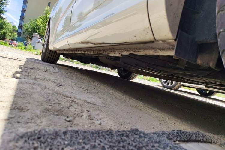 Used Honda Odyssey 2018 2.4L Luxury Edition Left Side Sill