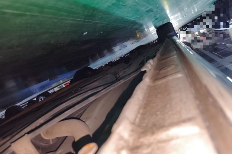 Used Honda Odyssey 2018 2.4L Luxury Edition Left Side Sill