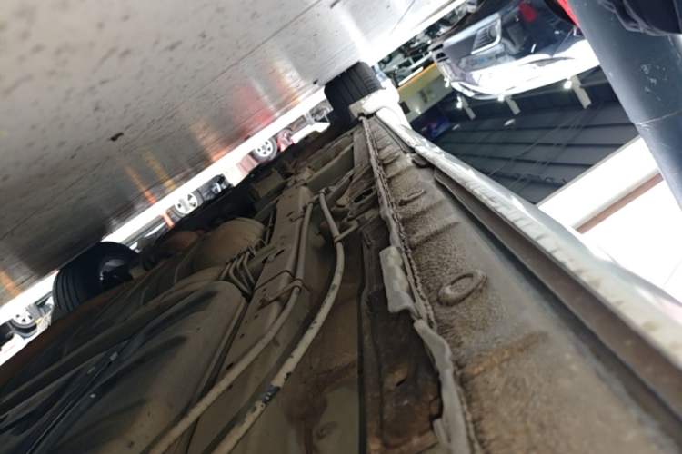 Used Honda Odyssey 2018 2.4L Luxury Edition Left Side Sill