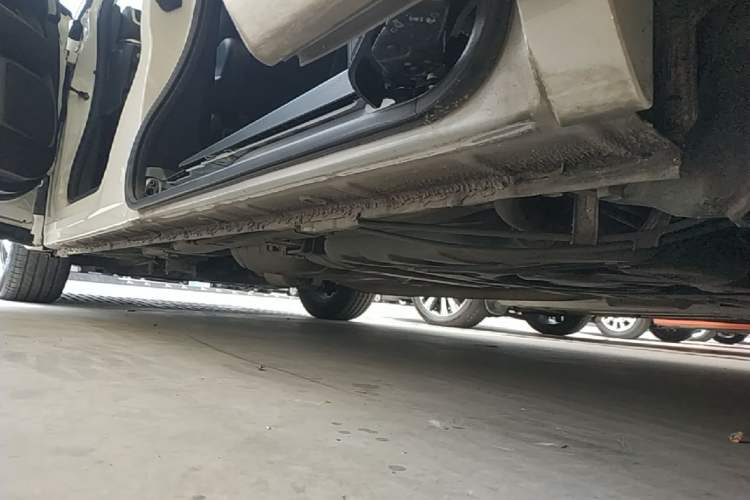 Used Honda Odyssey 2018 2.4L Comfort Version Left Side Sill