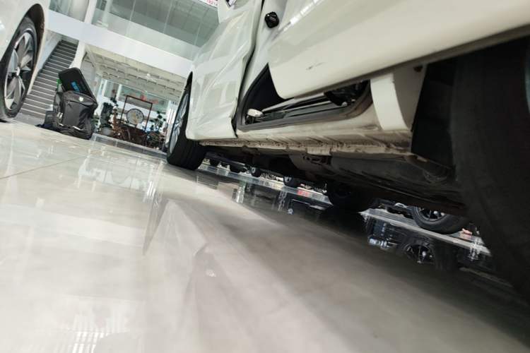 Used Honda Odyssey 2018 2.4L Smart Edition Left Side Sill