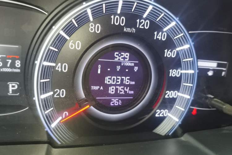 Used Honda Odyssey 2018 2.4L Smart Edition Odometer Close Up
