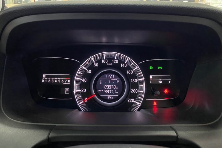 Used Honda Odyssey 2018 2.4L Smart Edition Odometer Close Up