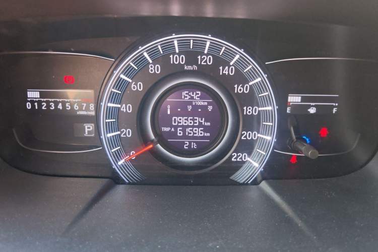 Used Honda Odyssey 2018 2.4L Smart Edition Odometer Close Up