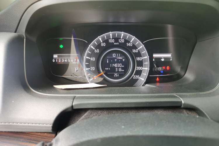 Used Honda Odyssey 2018 2.4L Comfort Version Odometer Close Up