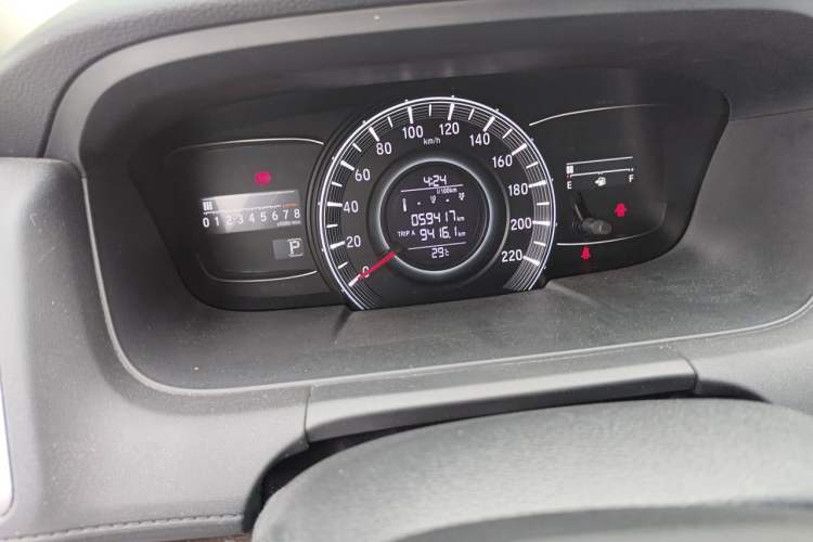 Used Honda Odyssey 2018 2.4L Smart Edition Odometer Close Up