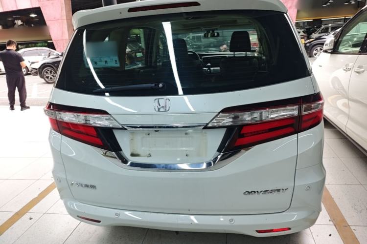 Used Honda Odyssey 2018 2.4L Luxury Edition Rear
