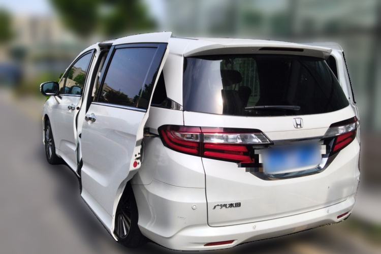 Used Honda Odyssey 2018 2.4L Supreme Edition Rear Left 45 Deg