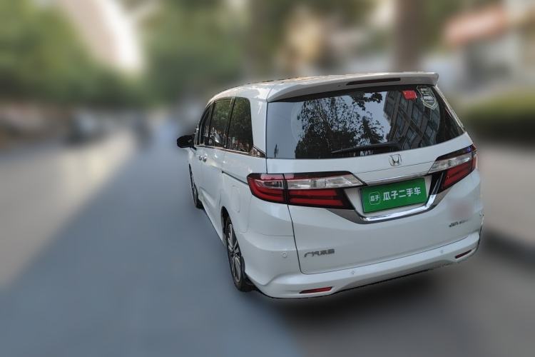 Used Honda Odyssey 2018 2.4L Luxury Edition Rear Left 45 Deg