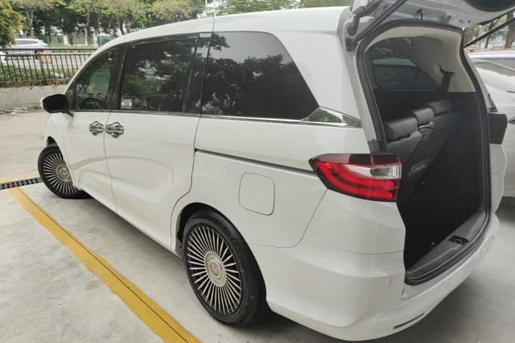 Used Honda Odyssey 2018 2.4L Prestige Edition Rear Left 45 Deg