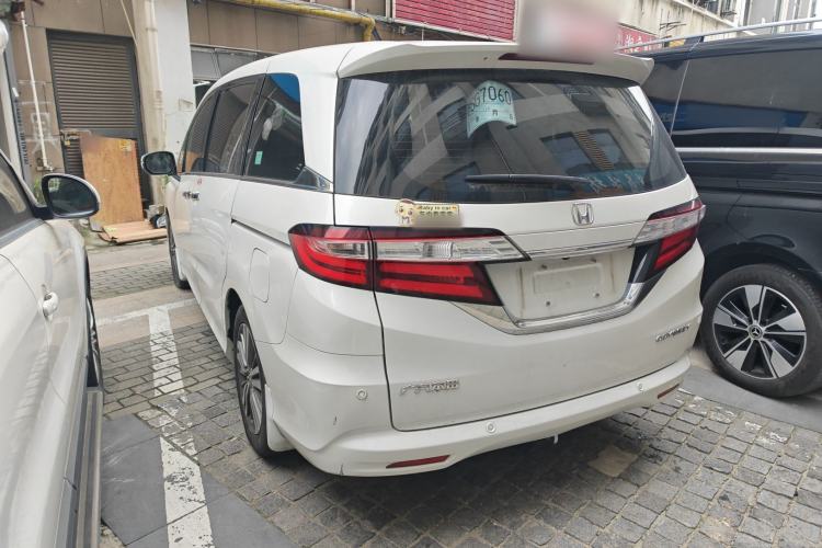 Used Honda Odyssey 2018 2.4L Luxury Edition Rear Left 45 Deg