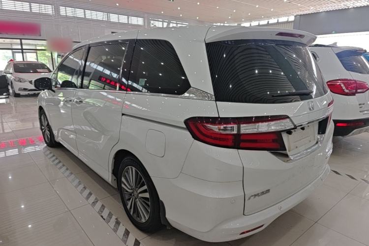Used Honda Odyssey 2018 2.4L Luxury Edition Rear Left 45 Deg