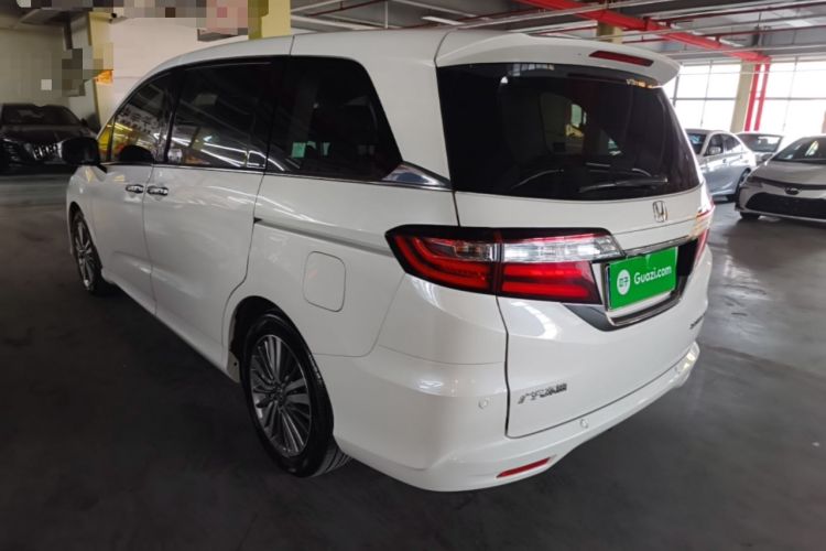 Used Honda Odyssey 2018 2.4L Luxury Edition Rear Left 45 Deg